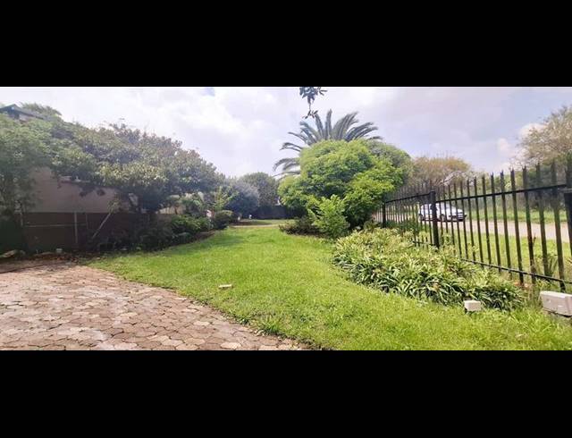 6 BEDROOM HOUSE FOR SALE IN CROYDON